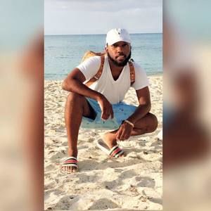 Meet your Posher, Bradley